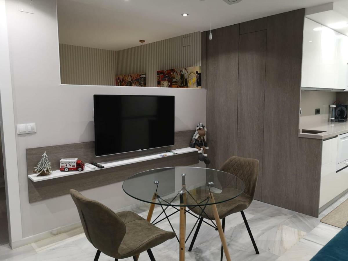Malaka Apartment Malaga Exterior photo
